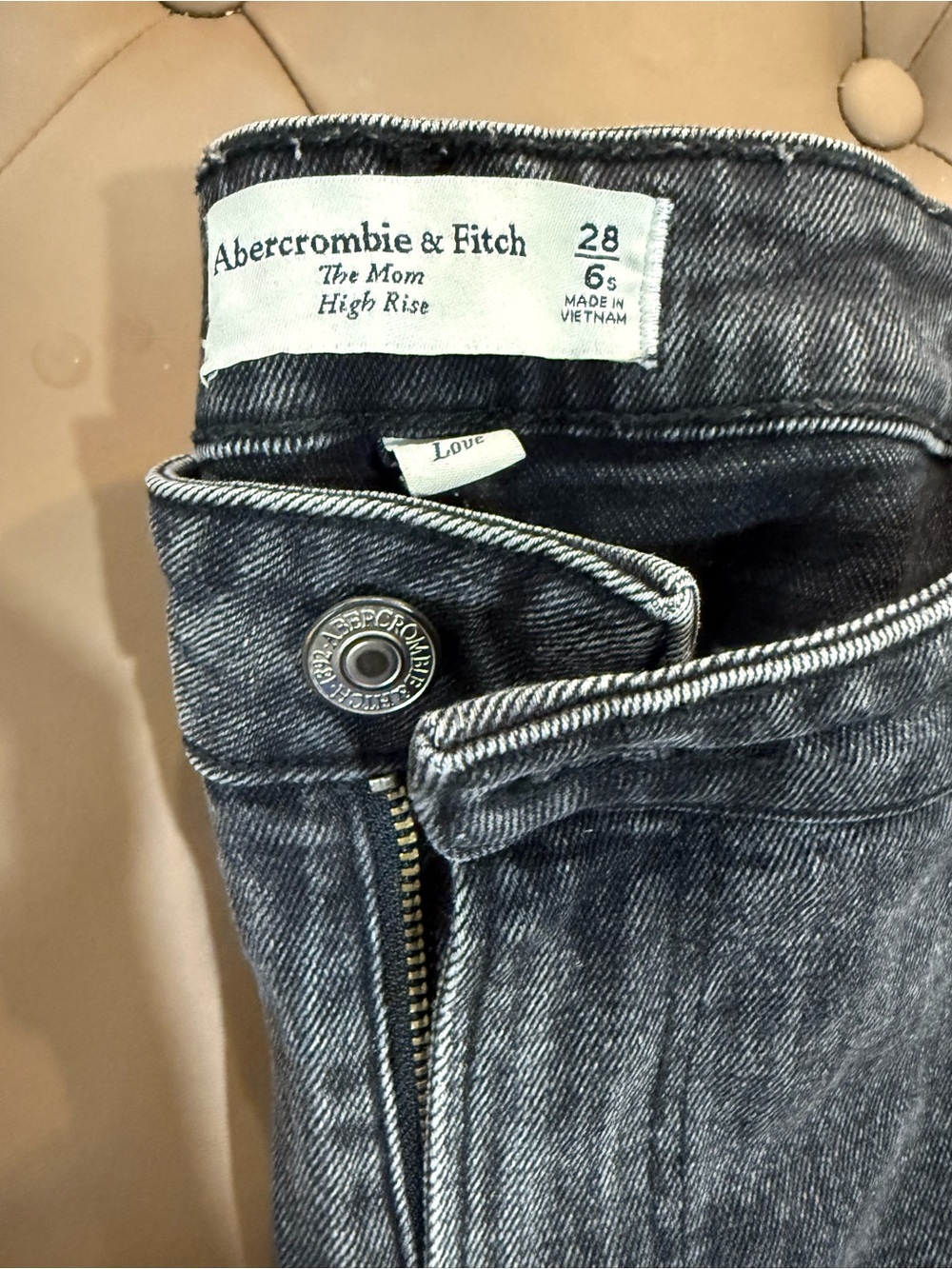 Abercrombie & Fitch Women’s Skinny Jeans — Black/Gray Wash
